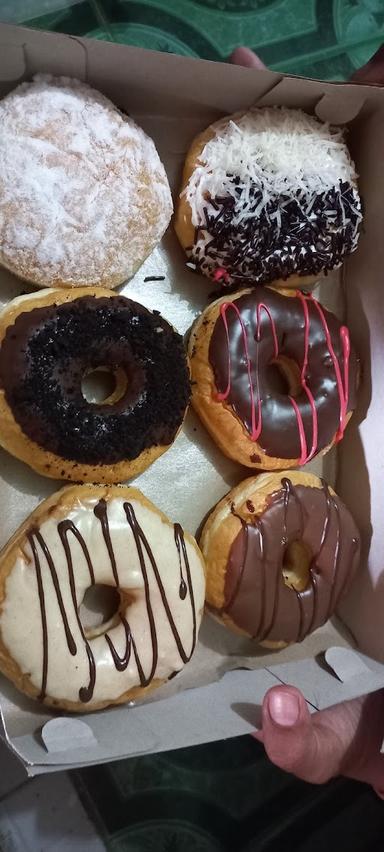 DONAT AISYAH