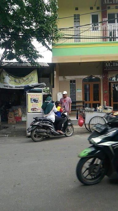 MARTABAK MANIS