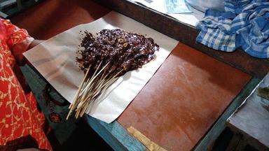 WARUNG SATE MADURA PAK HOLIL