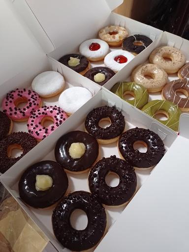 JEK DONUTS