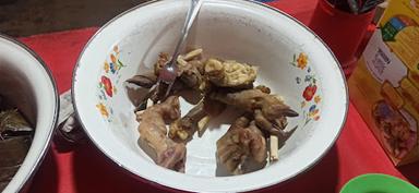 SOP KAKI KAMBING TIGA SAUDARA