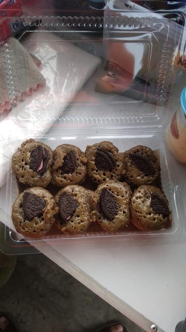 NYUBIIT (KUE CUBIT)