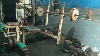 FITNES SATRIA BODY BUILDING