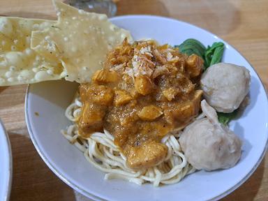 BAKSO DAN ES TELER KAMPUNGQU CIMAHI