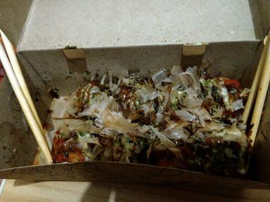 BUTAM TAKOYAKI