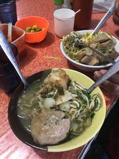 KEDAI BASO & MIE KOCOK M. JALAL