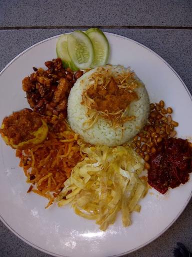 NASI KUNING & NASI UDUK LANGENSARI