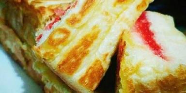 ROTI BAKAR PRIANGAN99 JLN KERKOP