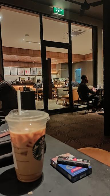 STARBUCKS - CIMAHI