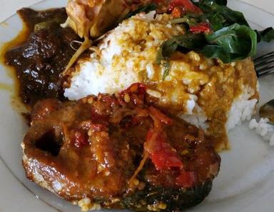 MASAKAN PADANG DUO BUNDO