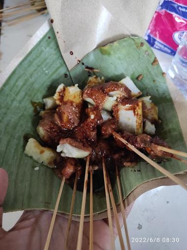 SATE AYAM MADURA PAGI