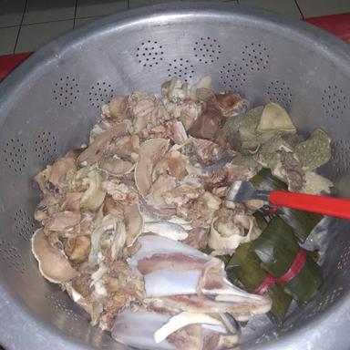 SOP KAKI KAMBING DAN SAPI 999 MAS EKO