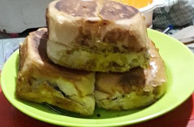 ROTI BAKAR GANG PI'I