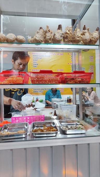 BAKMI BAKSO IGA CIPAGERAN ASRI GERBANG