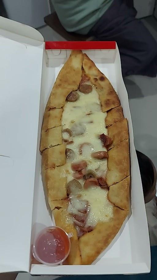 PIDE TURKISH PIZZA X KEBAB ABI MUSTAFA CIBABAT