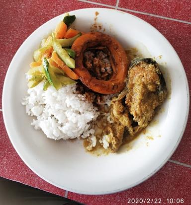 WARUNG NASI TEH TIWI