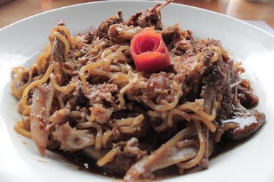 WARUNG SEBLAK MITUL KWETIAW