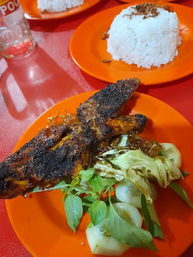 AYAM BAKAR RONGGOLAWE 2