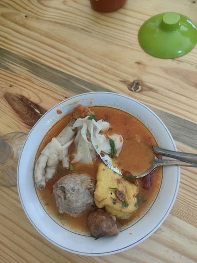 BAKSO ACI GARUT TEH RESTY