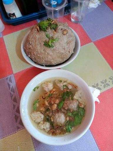 MIE AYAM & BAKSO PAK MAN