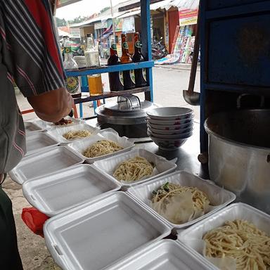 MIE AYAM JANGKUNG SIDO MAMPIR