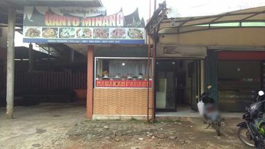 RUMAH MAKAN GANTO MINANG