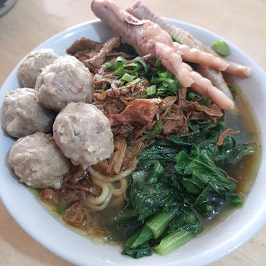 BAKSO SOUN & MIE AYAM PODOMORO