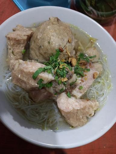 MIE BAKSO ENJEL BATUREOK