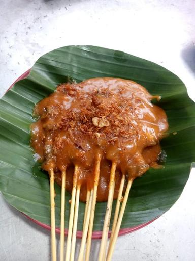 SATE PADANG NUR PARIAMAN