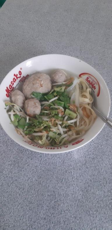 WARUNG BAKSO PENGKOLAN