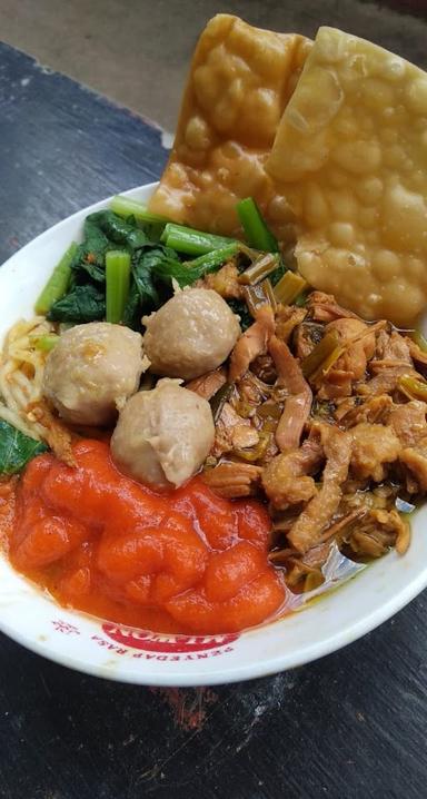 MIE AYAM NANDA