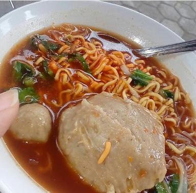 MIE BASO & MIE AYAM + JUICE BU NANI