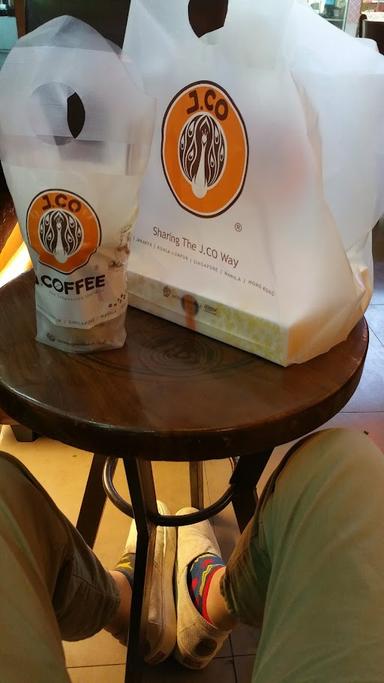 J.CO DONUTS