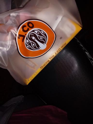 J.CO DONUTS