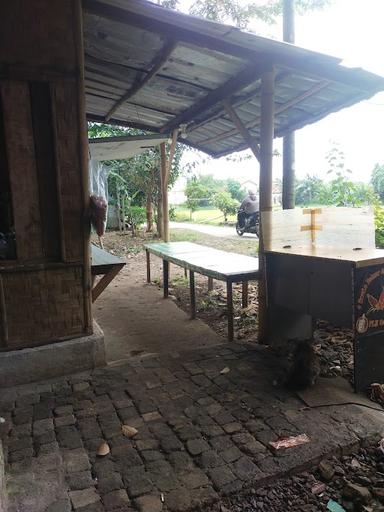 WARKOP SAUNG EMAK