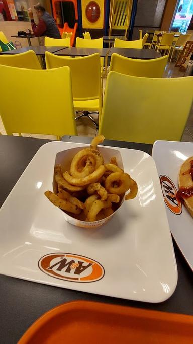 A&W RESTORAN - MALL CINERE