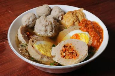 BAKSO BERANAK CINERE