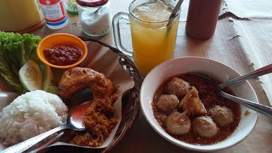 BAKSO ETIKA