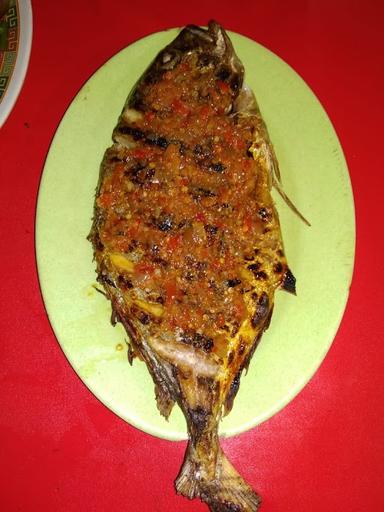 IKAN BAKAR KAWANUA ABAS