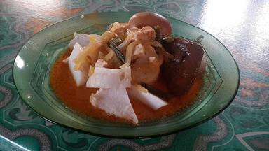 KETUPAT SAYUR PA'DE DAN BU'DE