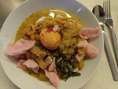 LONTONG SAYUR MEDAN