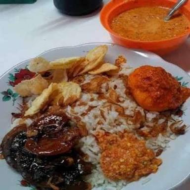 NASI UDUK MPOK AMA