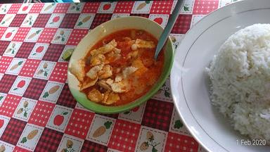 RUMAH MAKAN JURIAH SPESIAL SOTO BETAWI