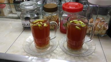 WEDANG RONDE PAKDE WIE