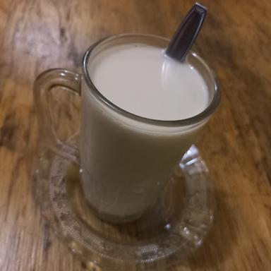 WEDANG RONDE PAKDE WIE