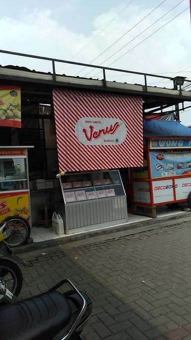 VENUS UNYIL BREAD BAKERY