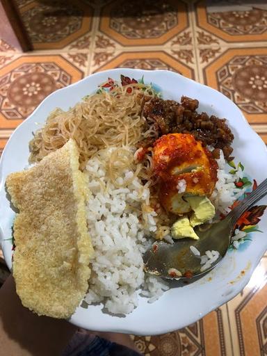 NASI UDUK BUDHE NAH