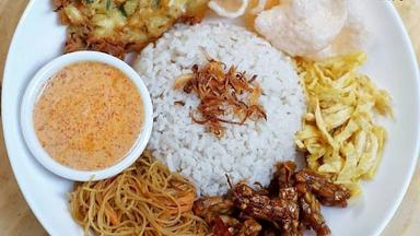 WARUNG NASI UDUK HAJJAH WAWAN BOGOR