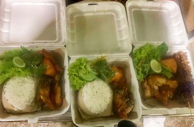 AYAM PENYET SAMBAL IJO PAK BUYUNG