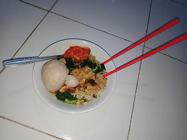 SAUNG BAKSO PENTOL MHK